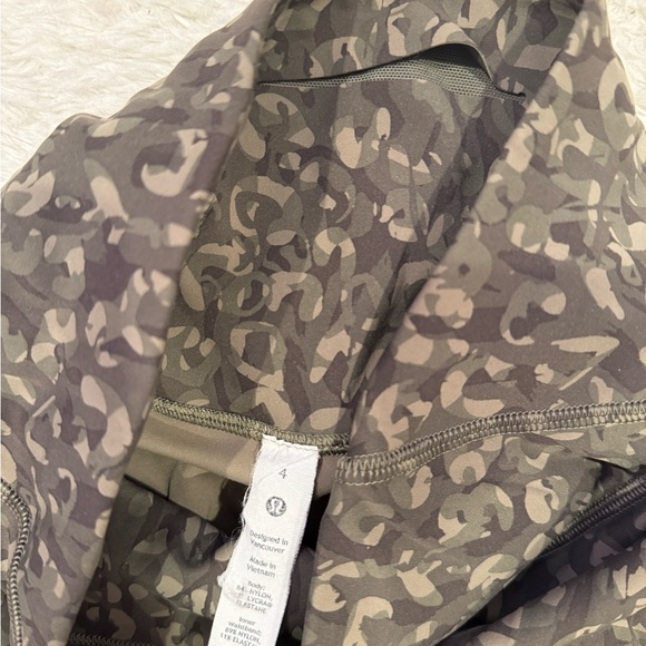 Lululemon leggings - Picture 3 of 3